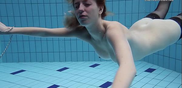  Brunette big tits girl Anetta underwater